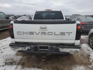 2004 Chevrolet Silverado 1500 Work Truck with VIN 1GCEC14V54Z198987, listed as a Copart auction lot 88980575 with 281,667 mi miles and Salvage Title. Bid and sale history available at carsss.com. Image 6.
