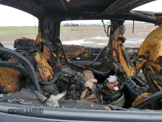 2015 Toyota Tundra Platinum z VIN 5TFAY5F16FX439441, wystawiony jako Copart lot #56998755 z przebiegiem Nie podano mil oraz Nie do naprawy • Non repairable. Historia ofert i sprzedaży dostępna na DreamBid. Obrazek 10.
