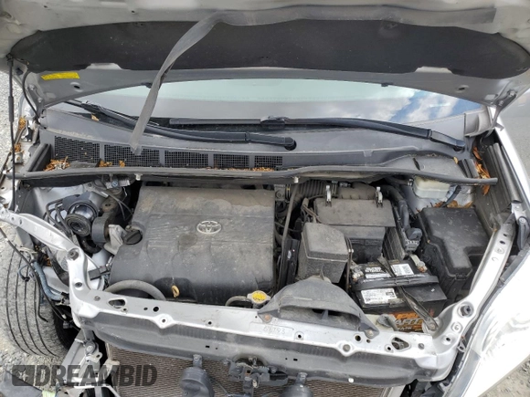 2016 Toyota Sienna LE AAS с VIN 5TDKK3DC4GS754504, выставлен на аукционе Copart как лот 58008315 с пробегом 83 519 миль миль и Списание • Salvage title. История ставок и продаж доступна на DreamBid. Изображение 12.