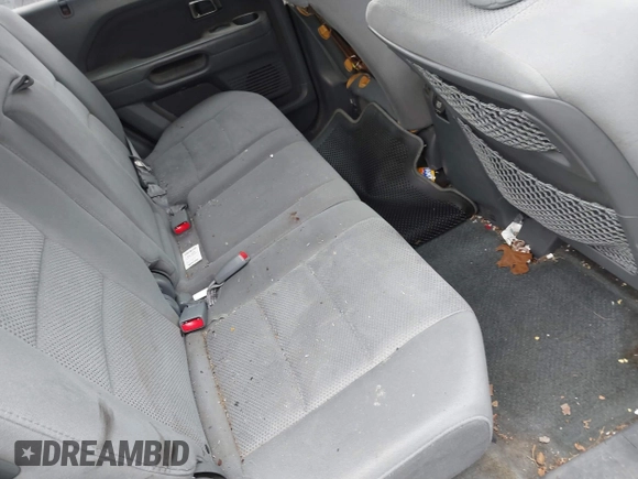 2006 Honda Pilot EX with VIN 5FNYF28436B013517, listed as a IAAI auction lot 41607406 with 235,561 mi miles and . Bid and sale history available at DreamBid. Image 8.
