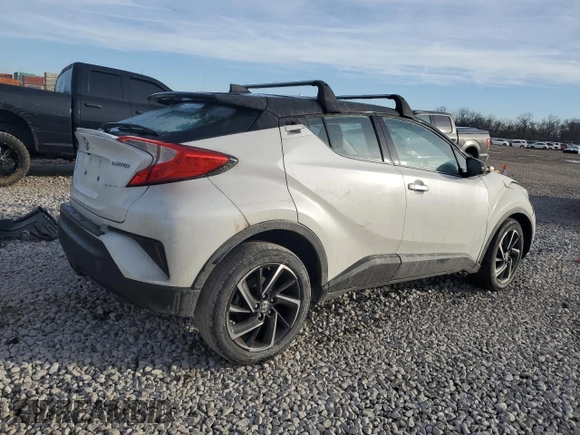 2022 Toyota C-HR XLE z VIN NMTKHMBX4NR145810, wystawiony jako Copart lot #43066335 z przebiegiem 40 462 mil mil oraz Czysty tytuł • Clean title. Historia ofert i sprzedaży dostępna na DreamBid. Obrazek 3.