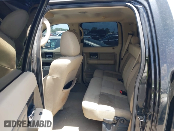 2005 Ford F-150 XLT with VIN 1FTRW12W85FB61648, listed as a IAAI auction lot 42545187 with 214,623 mi miles and . Bid and sale history available at DreamBid. Image 8.