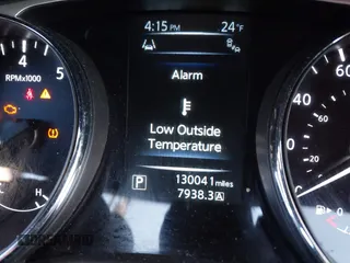 2014 Nissan Rogue S with VIN 5N1AT2MV5EC775196, listed as a IAAI auction lot 41437313 with 130,041 mi miles. Bid and sale history available at carsss.com. Image 7.