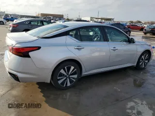 2022 Nissan Altima 2.5 SV with VIN 1N4BL4DV7NN329792, listed as a Copart auction lot 43656045 with 34,338 mi miles and Clean Title. Bid and sale history available at carsss.com. Image 3.