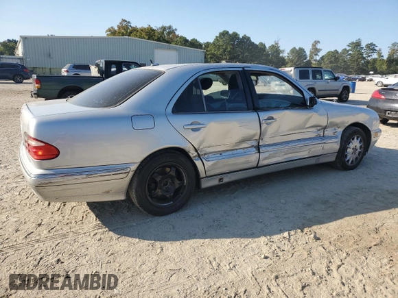 2000 Mercedes-Benz E-Class with VIN WDBJF65J3YB167247, listed as a Copart auction lot 75715464 with 0 mi miles and Salvage Title. Bid and sale history available at carsss.com. Image 3.