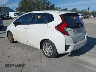 2015 Honda Fit LX with VIN 3HGGK5H52FM760590, listed as a IAAI auction lot 41176103 with 1 mi miles. Bid and sale history available at carsss.com. Image 3.