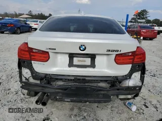 2015 BMW 3 Series 328i xDrive с VIN WBA3B5G54FNS16660, выставлен на аукционе Copart как лот 47927835 с пробегом 97 446 миль миль и Списание • Salvage title. История ставок и продаж доступна на DreamBid. Изображение 6.