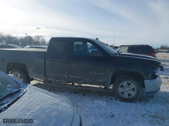 2018 Chevrolet Silverado 1500 LT with VIN 2GCVKREC3J1109002, listed as a IAAI auction lot 41291130 with 108,399 mi miles. Bid and sale history available at carsss.com. Image 14.
