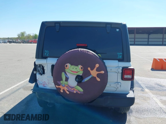 2020 Jeep Wrangler Unlimited Sport S z VIN 1C4HJXDN2LW138980, wystawiony jako IAAI lot #42086095 z przebiegiem 58 735 mil mil oraz . Historia ofert i sprzedaży dostępna na DreamBid. Obrazek 16.