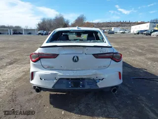 2024 Acura TLX w/A-Spec Package with VIN 19UUB6F51RA000938, listed as a IAAI auction lot 41566703 with 1 mi miles. Bid and sale history available at carsss.com. Image 17.