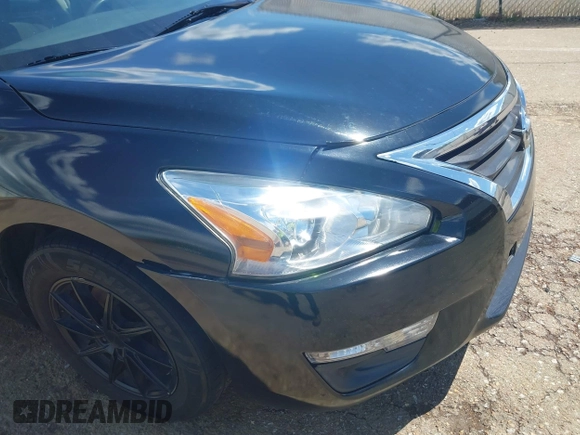 2013 Nissan Altima SV with VIN 1N4AL3AP0DC243052, listed as a IAAI auction lot 42014163 with 196,367 mi miles and . Bid and sale history available at carsss.com. Image 17.