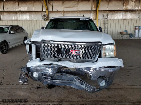 2008 GMC Sierra 1500 SLE1 with VIN 3GTEK13J48G311187, listed as a Copart auction lot 43784715 with 105,856 mi miles and Salvage Title. Bid and sale history available at carsss.com. Image 5.