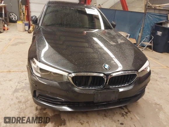 2019 BMW 5 Series 540i xDrive with VIN WBAJE7C53KWW12941, listed as a IAAI auction lot 41016611 with 77,499 mi miles and . Bid and sale history available at DreamBid. Image 6.