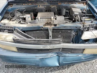 2000 Chevrolet Astro with VIN 1GNDM19W1YB143971, listed as a Copart auction lot 77984874 with 278,301 mi miles and Salvage Title. Bid and sale history available at carsss.com. Image 12.