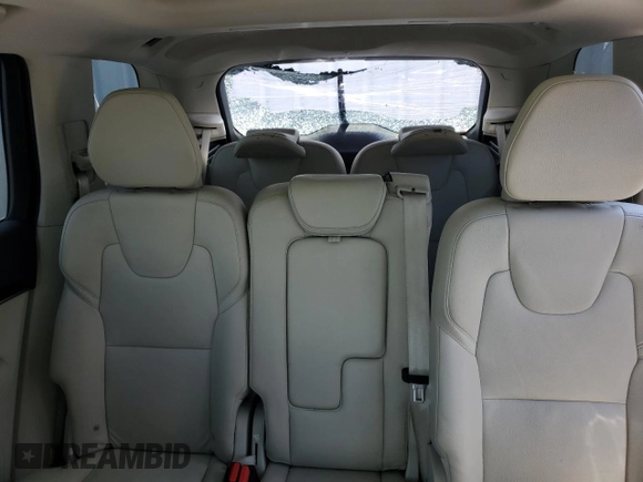 2019 Volvo XC90 Momentum with VIN YV4102PK5K1491523, listed as a Copart auction lot 67039084 with 88,103 mi miles and Non Repairable. Bid and sale history available at DreamBid. Image 10.