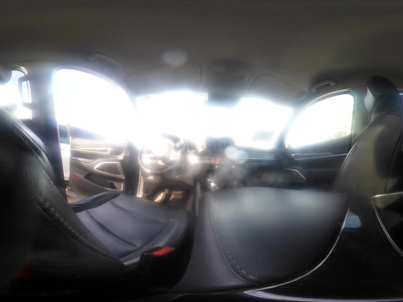 2021 Kia Telluride LX z VIN 5XYP24HCXMG189318, wystawiony jako IAAI lot #41458599 z przebiegiem 102 304 mil mil oraz . Historia ofert i sprzedaży dostępna na DreamBid. Obrazek 18.