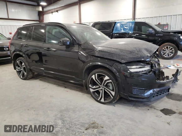 2020 Volvo XC90 R-Design with VIN YV4BR0CM6L1616598, listed as a Copart auction lot 83531044 with 0 mi miles and Salvage Title. Bid and sale history available at carsss.com. Image 4.