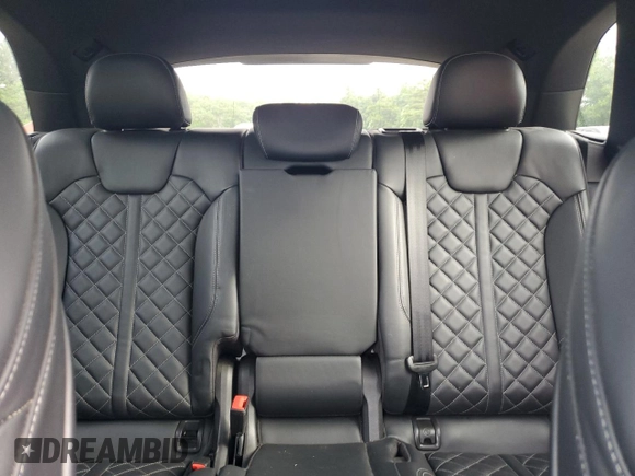 2018 Audi SQ5 Premium Plus z VIN WA1A4AFY6J2103466, wystawiony jako Copart lot #61204895 z przebiegiem 91 712 mil mil oraz Szkoda całkowita • Salvage title. Historia ofert i sprzedaży dostępna na DreamBid. Obrazek 10.