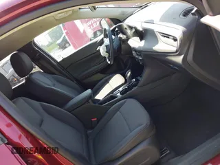 2024 Buick Encore GX Preferred с VIN KL4AMCSL7RB199805, выставлен на аукционе IAAI как лот 42562166 с пробегом 1 859 миль миль и . История ставок и продаж доступна на DreamBid. Изображение 5.