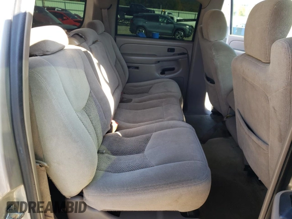 2005 Chevrolet Suburban LT with VIN 3GNEC16Z75G241623, listed as a Copart auction lot 77765474 with 200,659 mi miles and Salvage Title. Bid and sale history available at carsss.com. Image 12.