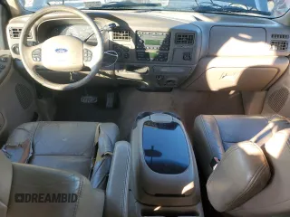 2003 Ford Excursion Limited z VIN 1FMNU43S43EA06191, wystawiony jako Copart lot #79159954 z przebiegiem 197 465 mil mil oraz Tytuł czysty. Historia ofert i sprzedaży dostępna na DreamBid. Obrazek 8.