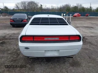 2011 Dodge Challenger with VIN 2B3CJ4DG8BH588321, listed as a IAAI auction lot 41735639 with 1 mi miles. Bid and sale history available at carsss.com. Image 16.