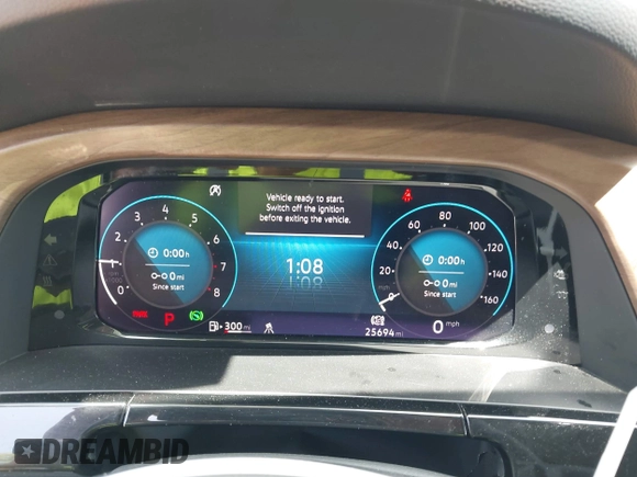 2024 Volkswagen Atlas SE with VIN 1V2HR2CA4RC577309, listed as a IAAI auction lot 42107825 with 25,694 mi miles and . Bid and sale history available at DreamBid. Image 7.