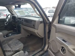 2006 Jeep Commander with VIN 1J8HG48K86C237671, listed as a IAAI auction lot 41711600 with 253,125 mi miles and . Bid and sale history available at DreamBid. Image 5.