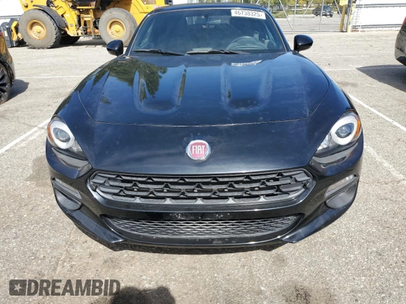 2017 FIAT 124 Spider Elaborazione Abarth z VIN JC1NFAEK6H0124254, wystawiony jako Copart lot #46738325 z przebiegiem 24 427 mil mil oraz Czysty tytuł • Clean title. Historia ofert i sprzedaży dostępna na DreamBid. Obrazek 5.