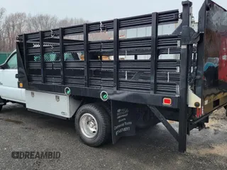 2007 Chevrolet Silverado 1500 with VIN 1GBJC34D67E167779, listed as a Copart auction lot 52091775 with 166,218 mi miles and Clean Title. Bid and sale history available at DreamBid. Image 2.