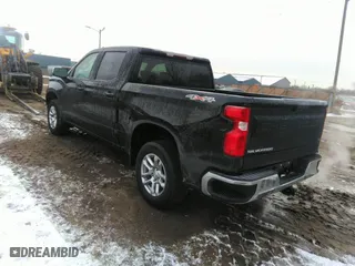 2022 Chevrolet Silverado 1500 LT with VIN 1GCPDKEKXNZ579932, listed as a IAAI auction lot 41479795 with 62,352 mi miles. Bid and sale history available at carsss.com. Image 3.