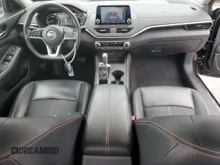 2019 Nissan Altima SR with VIN 1N4BL4CV3KC159178, listed as a Copart auction lot 53447525 with 33,590 mi miles and Salvage Title. Bid and sale history available at DreamBid. Image 8.