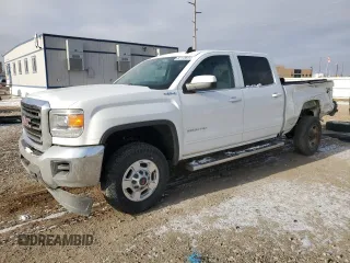 2016 GMC Sierra 2500HD SLE z VIN 1GT12SEGXGF265919, wystawiony jako Copart lot #82118884 z przebiegiem 113 066 mil mil oraz Szkoda całkowita • Salvage title. Historia ofert i sprzedaży dostępna na DreamBid. Obrazek 1.