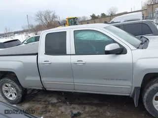 2018 Chevrolet Silverado 1500 LT with VIN 2GCVKREC5J1107722, listed as a IAAI auction lot 41695194 with 82,969 mi miles. Bid and sale history available at carsss.com. Image 13.