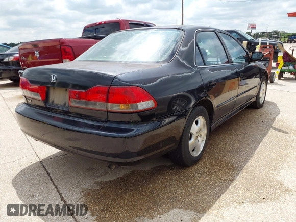 2001 Honda Accord EX z VIN 1HGCG16571A046374, wystawiony jako IAAI lot #42210342 z przebiegiem 184 261 mil mil oraz . Historia ofert i sprzedaży dostępna na DreamBid. Obrazek 4.