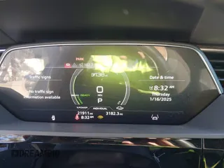 2023 Audi e-tron Chronos с VIN WA1VABGE7PB007536, выставлен на аукционе IAAI как лот 41317344 с пробегом 21 911 миль миль и . История ставок и продаж доступна на DreamBid. Изображение 19.