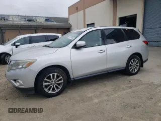 2014 Nissan Pathfinder SL with VIN 5N1AR2MN4EC715781, listed as a Copart auction lot 53266855 with 131,252 mi miles and Clean Title. Bid and sale history available at DreamBid. Image 1.