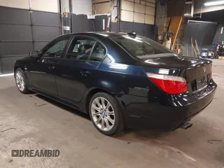 2010 BMW 5 Series 528i xDrive with VIN WBANV1C51AC388468, listed as a IAAI auction lot 41932964 with 199,919 mi miles and . Bid and sale history available at carsss.com. Image 3.