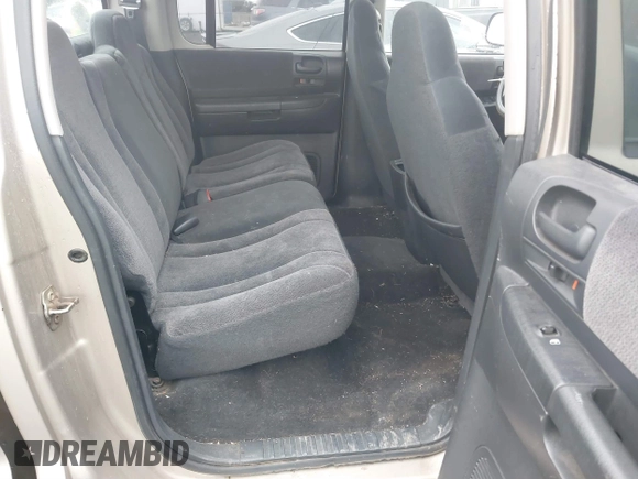 2004 Dodge Dakota SLT с VIN 1D7HG48NX4S596370, выставлен на аукционе IAAI как лот 41760565 с пробегом 232 409 миль миль и . История ставок и продаж доступна на DreamBid. Изображение 8.