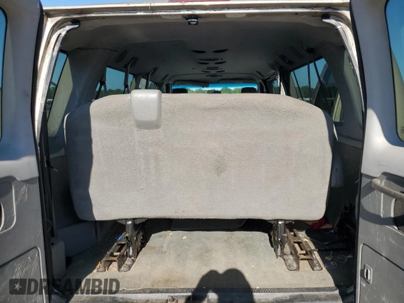 2013 Ford Econoline Passenger XL с VIN 1FBSS3BL3DDA77735, выставлен на аукционе Copart как лот 60723265 с пробегом 402 267 миль миль и Списание • Salvage title. История ставок и продаж доступна на DreamBid. Изображение 10.