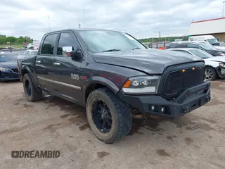 2016 Ram 1500 Laramie z VIN 1C6RR7NM3GS250971, wystawiony jako IAAI lot #42324889 z przebiegiem 120 540 mil mil oraz . Historia ofert i sprzedaży dostępna na DreamBid. Obrazek 1.