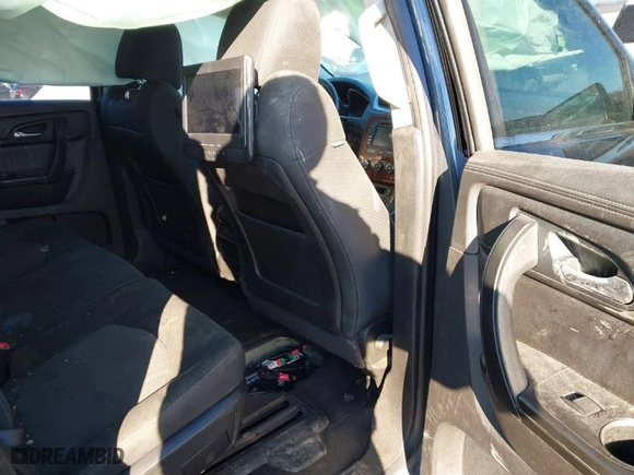2014 Chevrolet Traverse LT with VIN 1GNKVGKD6EJ260253, listed as a IAAI auction lot 41408294 with 188,303 mi miles. Bid and sale history available at carsss.com. Image 8.