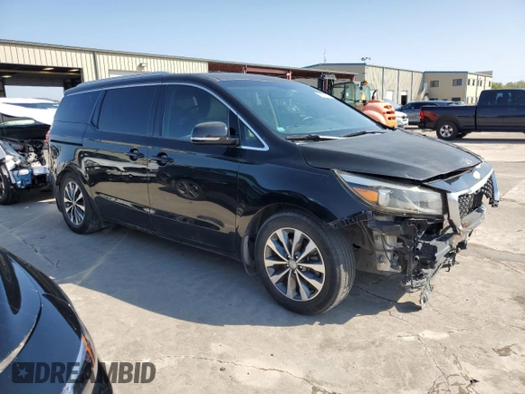 2017 Kia Sedona SX with VIN KNDMC5C10H6343877, listed as a Copart auction lot 78123984 with 103,543 mi miles and Clean Title. Bid and sale history available at carsss.com. Image 4.