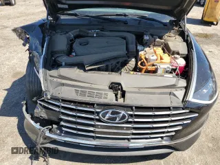 2022 Hyundai Sonata Hybrid Blue with VIN KMHL24JJ9NA041424, listed as a Copart auction lot 70693204 with 32,689 mi miles and Salvage Title. Bid and sale history available at carsss.com. Image 13.