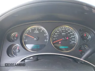 2008 Chevrolet Suburban LT w/3LT with VIN 1GNFK16358J211719, listed as a IAAI auction lot 41654527 with 194,985 mi miles. Bid and sale history available at carsss.com. Image 7.