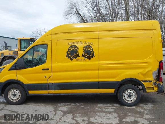2016 Ford Transit with VIN 1FTYR2XM6GKA77726, listed as a IAAI auction lot 41919641 with 379,048 mi miles and . Bid and sale history available at DreamBid. Image 14.