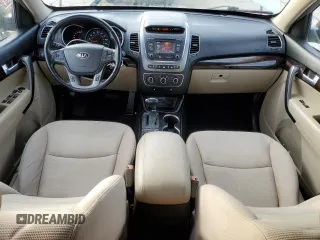2015 Kia Sorento LX with VIN 5XYKTCA65FG551810, listed as a Copart auction lot 51372085 with 85,377 mi miles and Salvage Title. Bid and sale history available at DreamBid. Image 8.