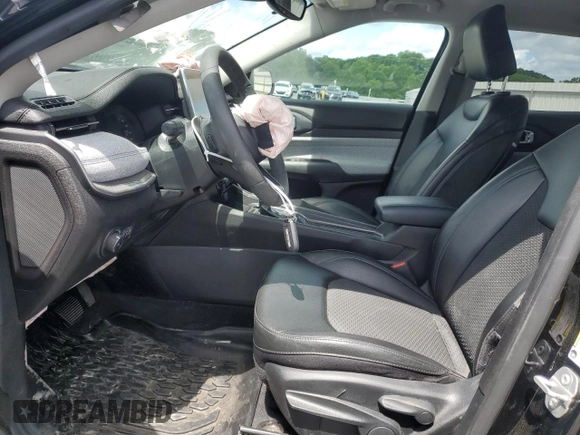 2022 Jeep Compass Latitude z VIN 3C4NJCBBXNT192492, wystawiony jako Copart lot #57164695 z przebiegiem 29 628 mil mil oraz Szkoda całkowita • Salvage title. Historia ofert i sprzedaży dostępna na DreamBid. Obrazek 7.