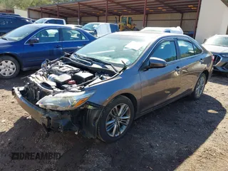 2017 Toyota Camry XLE with VIN 4T1BF1FK1HU311281, listed as a IAAI auction lot 41729435 with 132,488 mi miles. Bid and sale history available at carsss.com. Image 2.