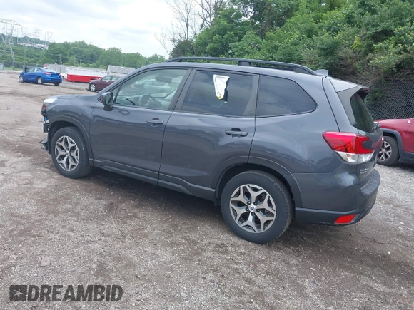 2021 Subaru Forester Premium with VIN JF2SKAJC2MH456818, listed as a IAAI auction lot 42533483 with 28,964 mi miles and . Bid and sale history available at DreamBid. Image 3.